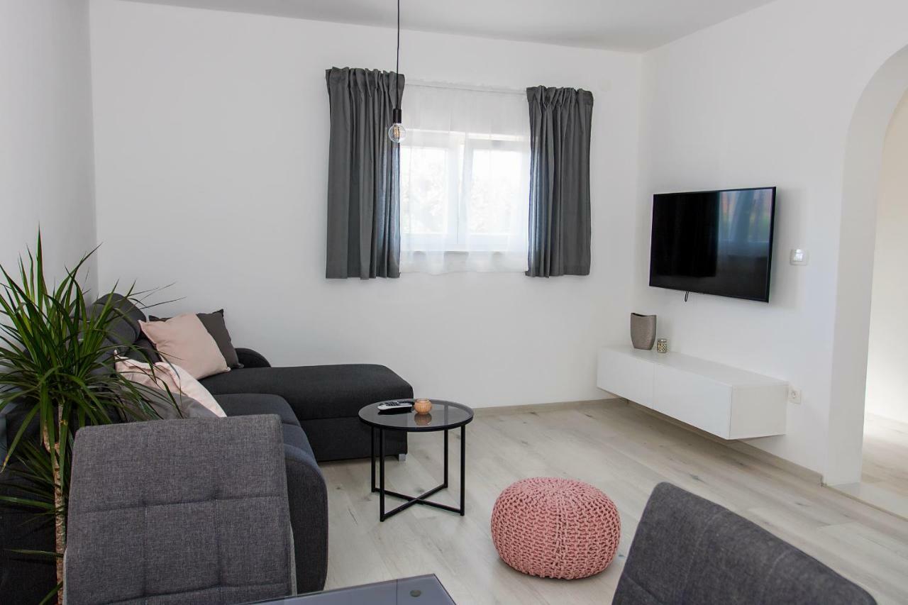 Apartment Stocic ロゴズニッツァ エクステリア 写真